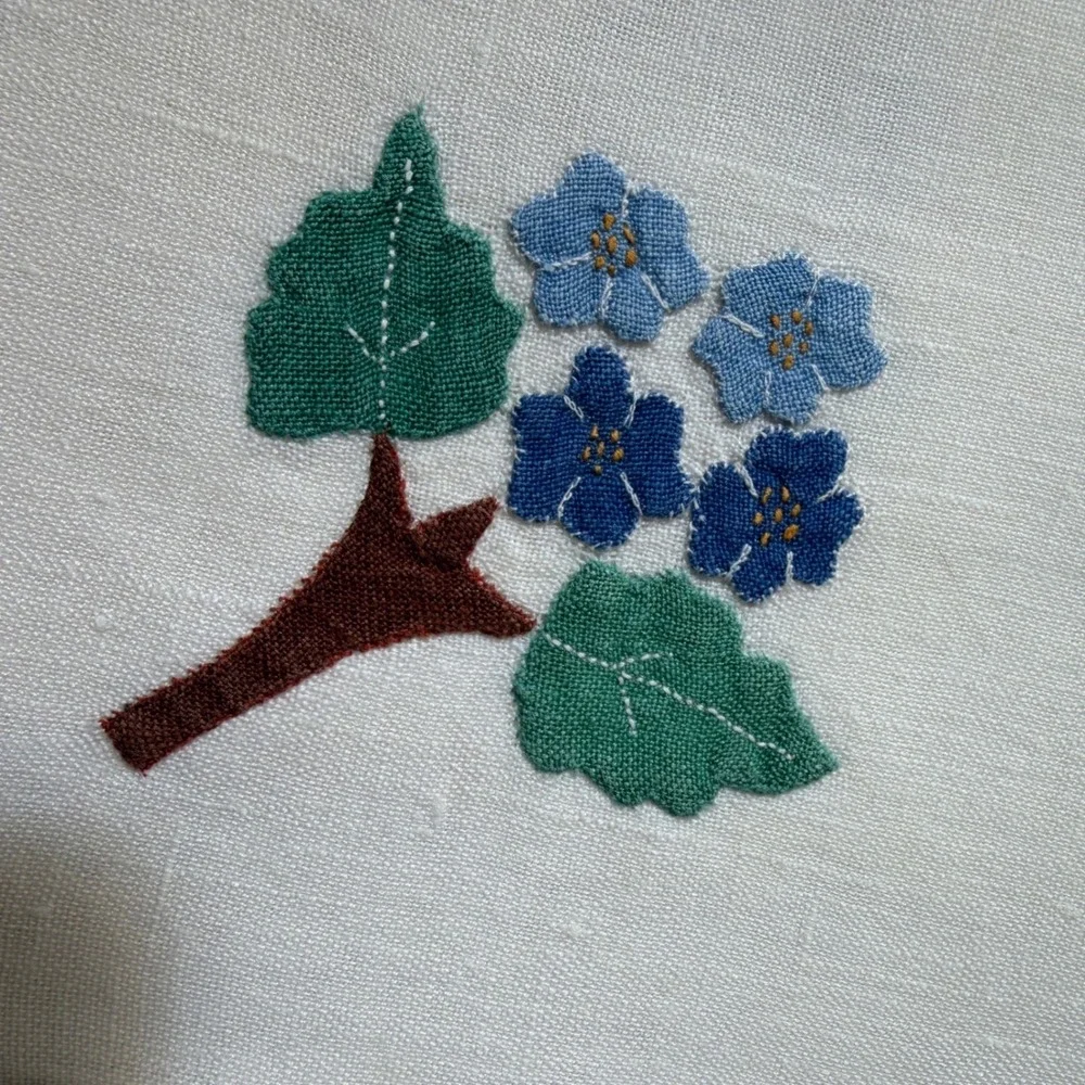 Vintage Set of 12 White Linen Napkins Blue Floral Hand Embroidered 11x11 Square
